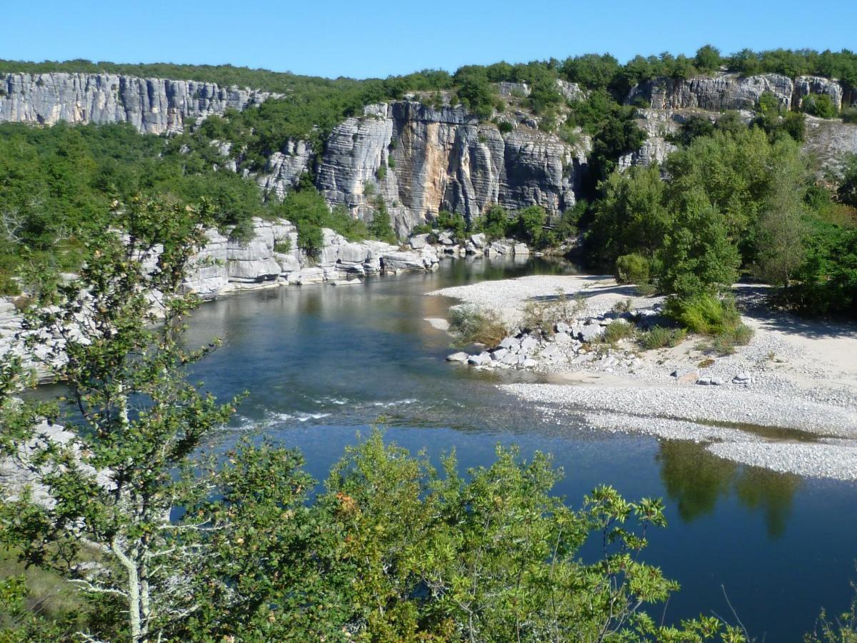Gite Le Chamaju Labeaume Exterior foto